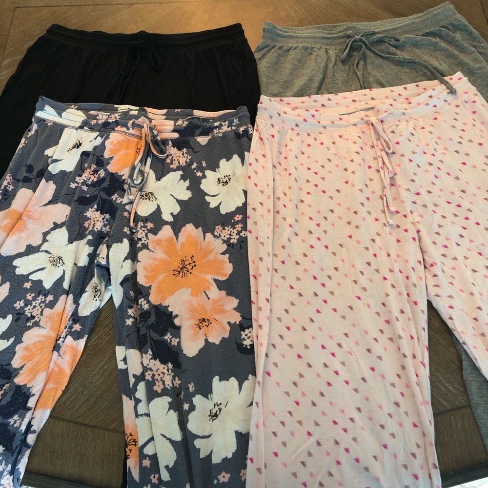 4 Pair Gillian O’Malley Pajama Pants! So soft